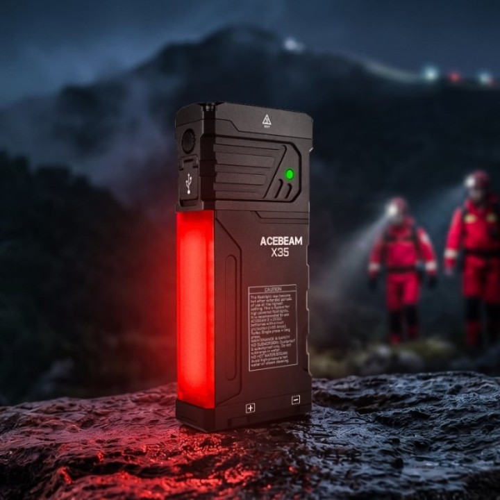 Acebeam X35 – Lumină laterală roșie