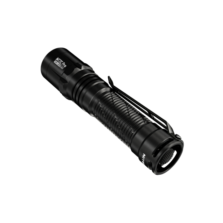 Nitecore MT2C Pro — lanternă 1800 lm, 520 m, acumulator USB-C — detaliu și utilizare